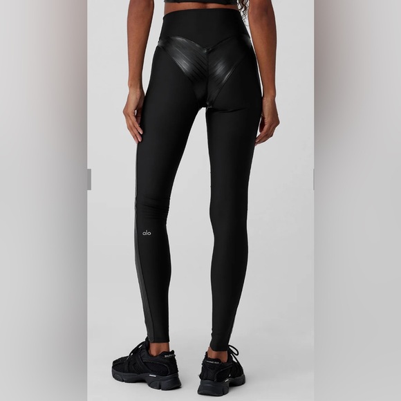 ALO Yoga Pants - NWT ALO Winter Warm Waist High Super moto Leggings
